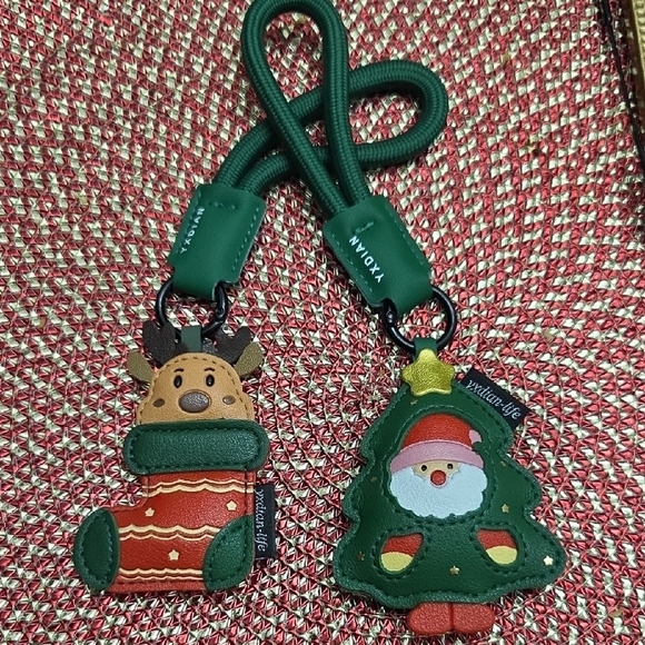 Accessories - Christmas Reindeer & Santa Tree Keychain/charm Set